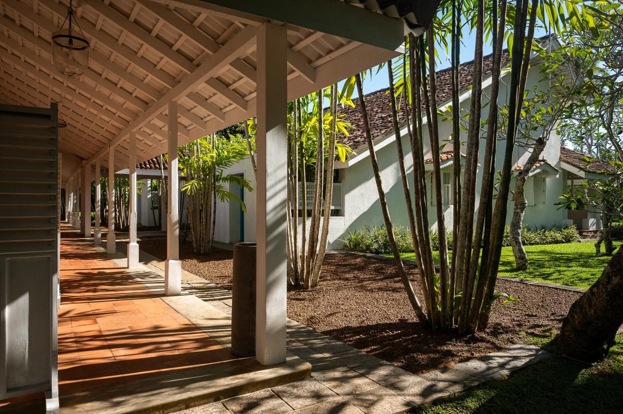 Nyne Hotels Rock Villa, Bentota Exteriör bild